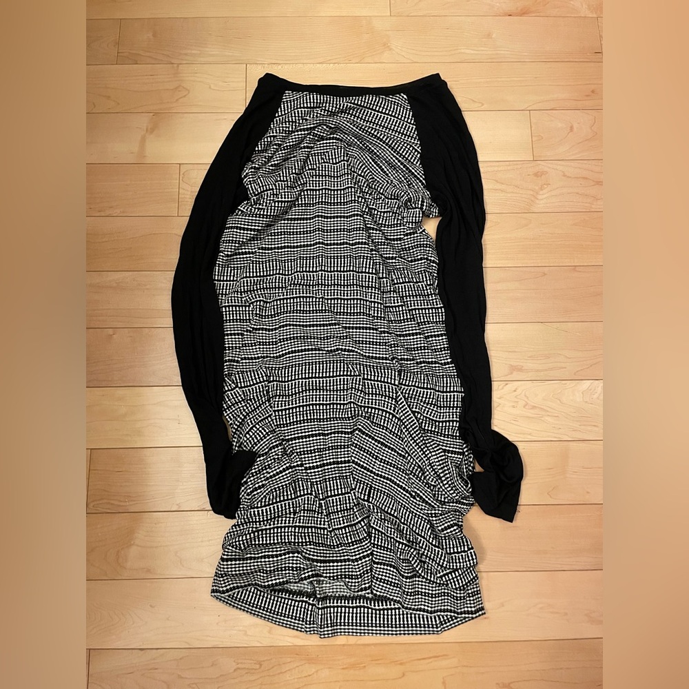 White and black long sleeve dress